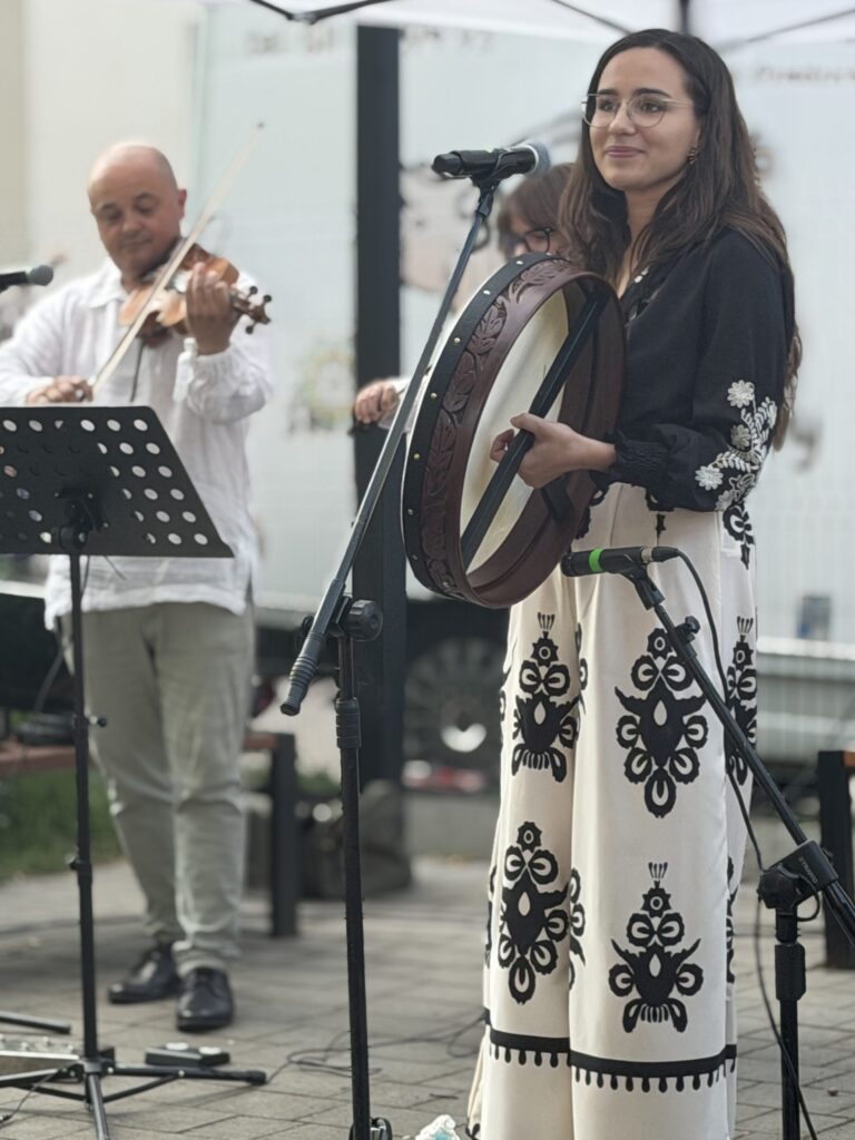 Zdjęcie z galerii „Sobótka w Ogródku”.