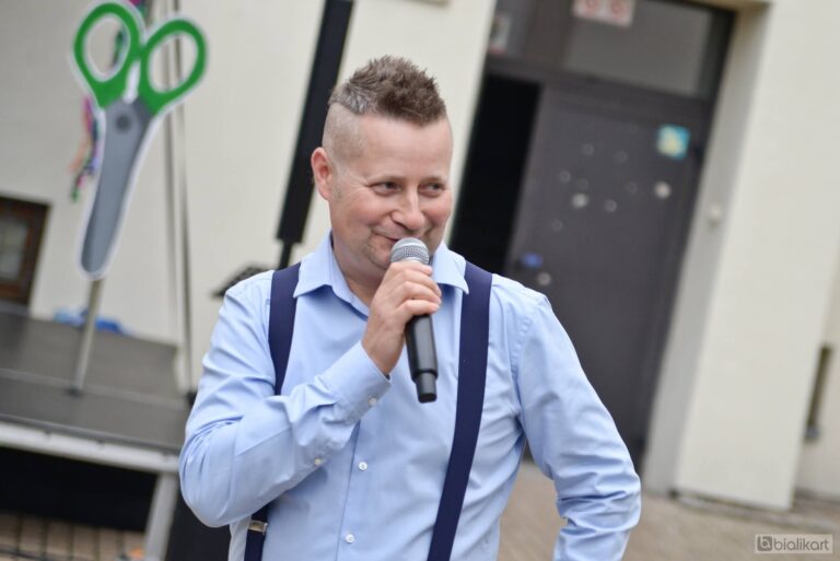 Zdjęcie z galerii „Święto dla dzieci nożyczki w ruchu 28.08.2023”.
