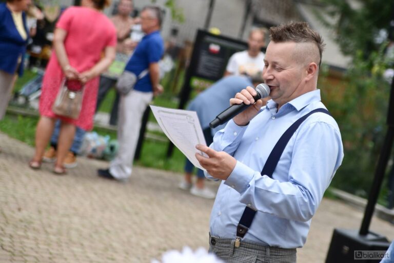 Zdjęcie z galerii „Święto dla dzieci nożyczki w ruchu 28.08.2023”.
