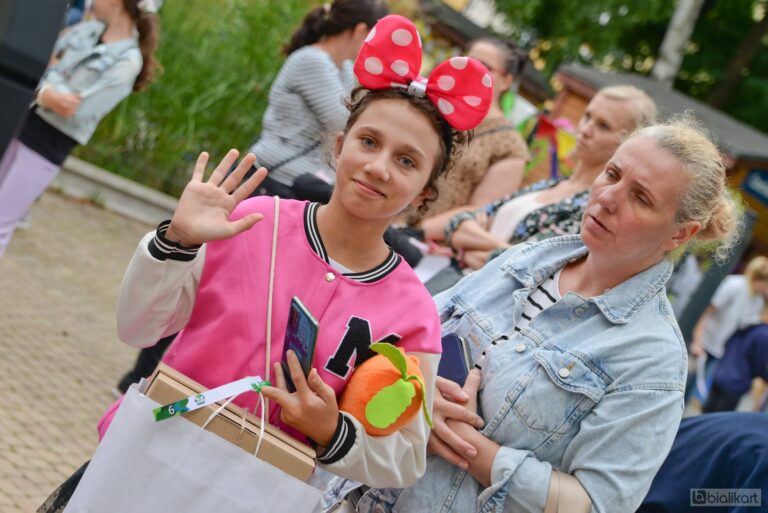 Zdjęcie z galerii „Święto dla dzieci nożyczki w ruchu 28.08.2023”.